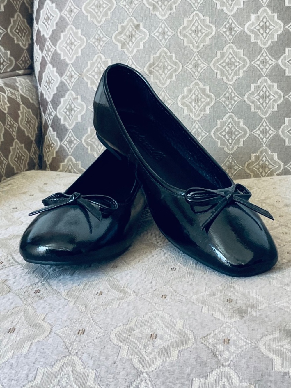 L'Intervalle Black Patent Leather Ballet Bow Flats - Size EU 40 (9-9.5) NEW